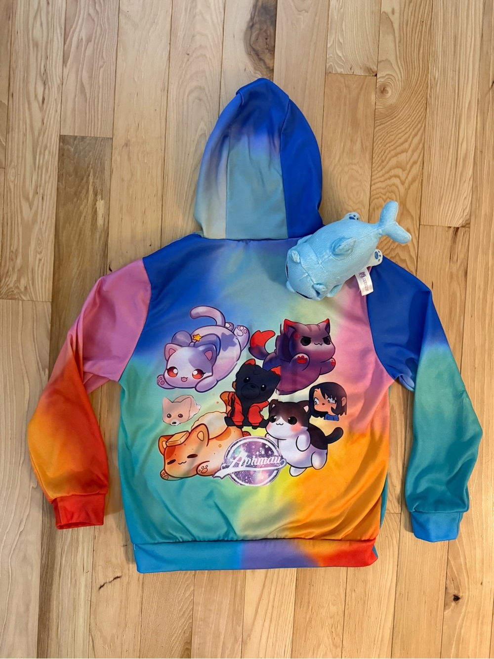 Aphmau Graphic Hooded Sweatshirt and 6” Plushie Meemeow Dolphin Kitty Bundle